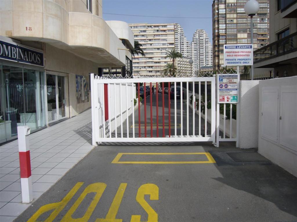 Torre Levante - Fincas Arena Benidorm Buitenkant foto